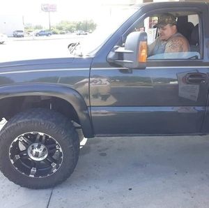 Meet your Posher, Rocky